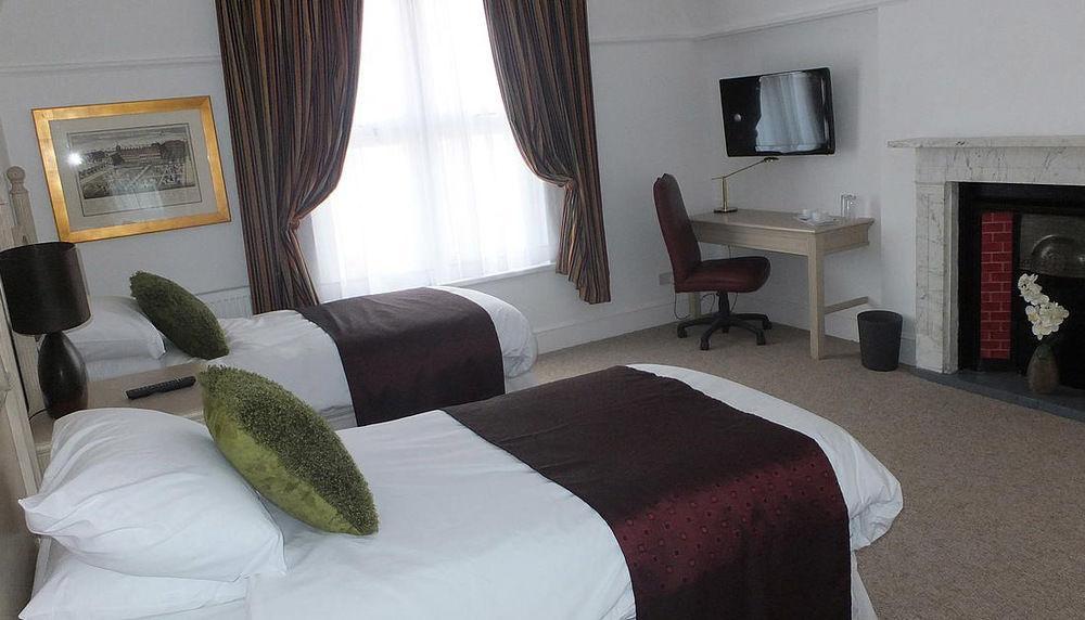 Jessamine House Hotel Грейвсенд Экстерьер фото