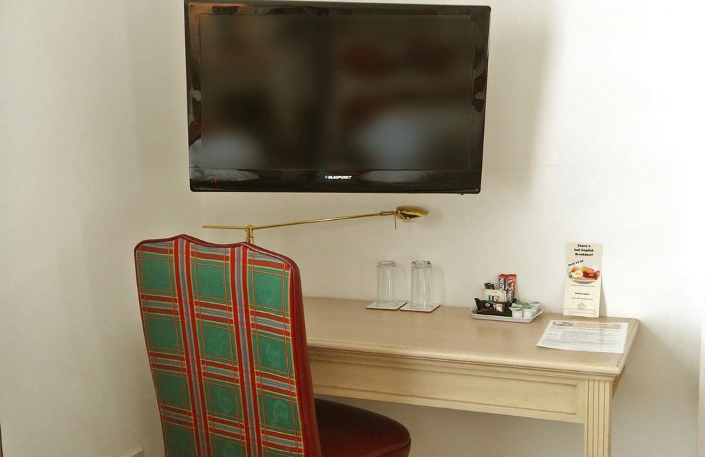 Jessamine House Hotel Грейвсенд Экстерьер фото